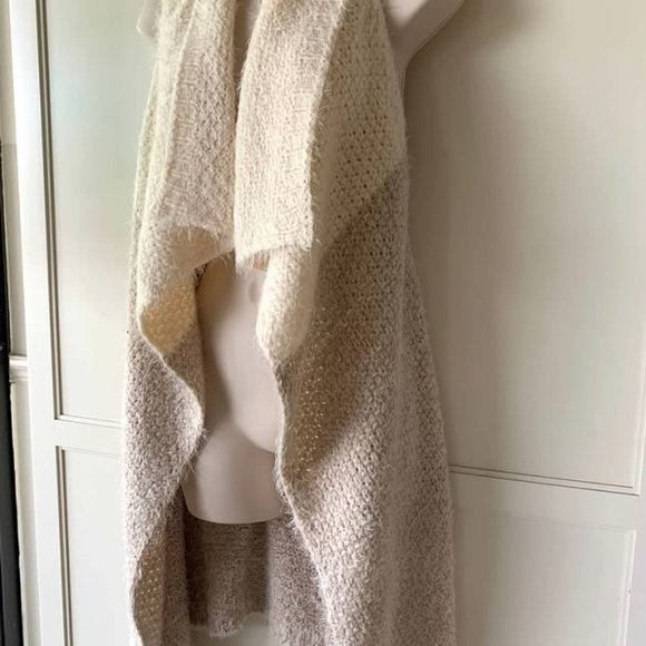 Soft Surroundings Sleeveless Beige Topper Vest - Picture 4 of 7